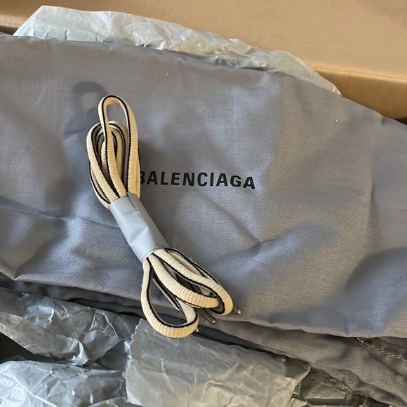 Balenciaga track sneakers GOLD - Picture 4 of 4